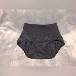 Assets by Spanx Shaper Brief